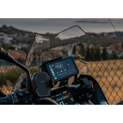 Chigee AIO-5 Play BMW, Chigee Motocikliem